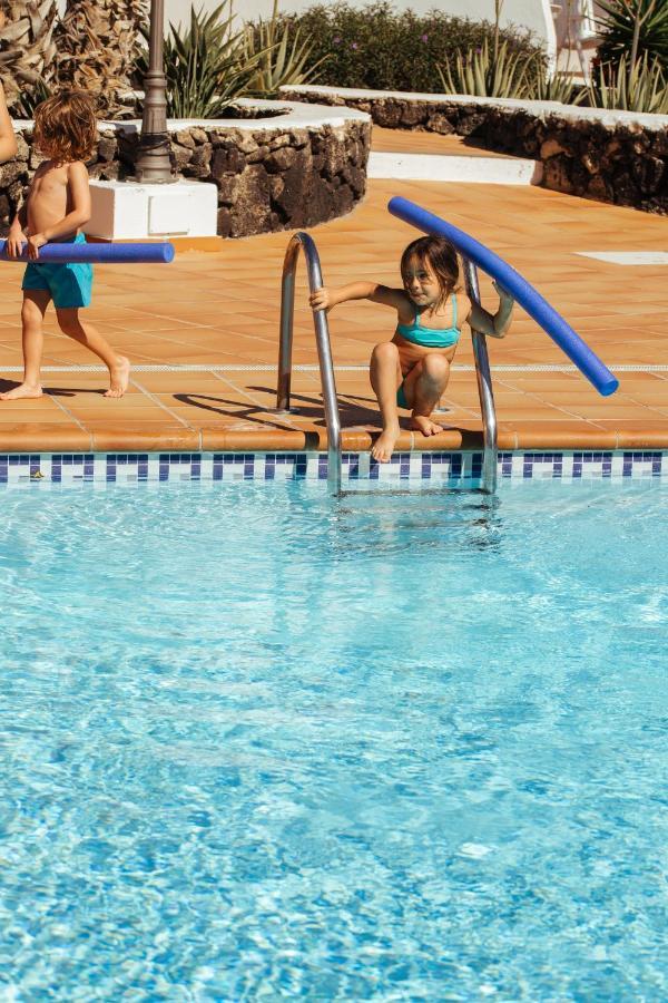 Mar Azul Playa Aparthotel Puerto del Carmen  Bagian luar foto